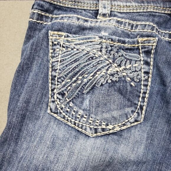 Silver Jeans Tuesday Crop - Women's Blue Jean Cropped Jeans / Shorts / Capri - Picture 5 of 13
